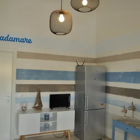 Dimoradamare Apartment *